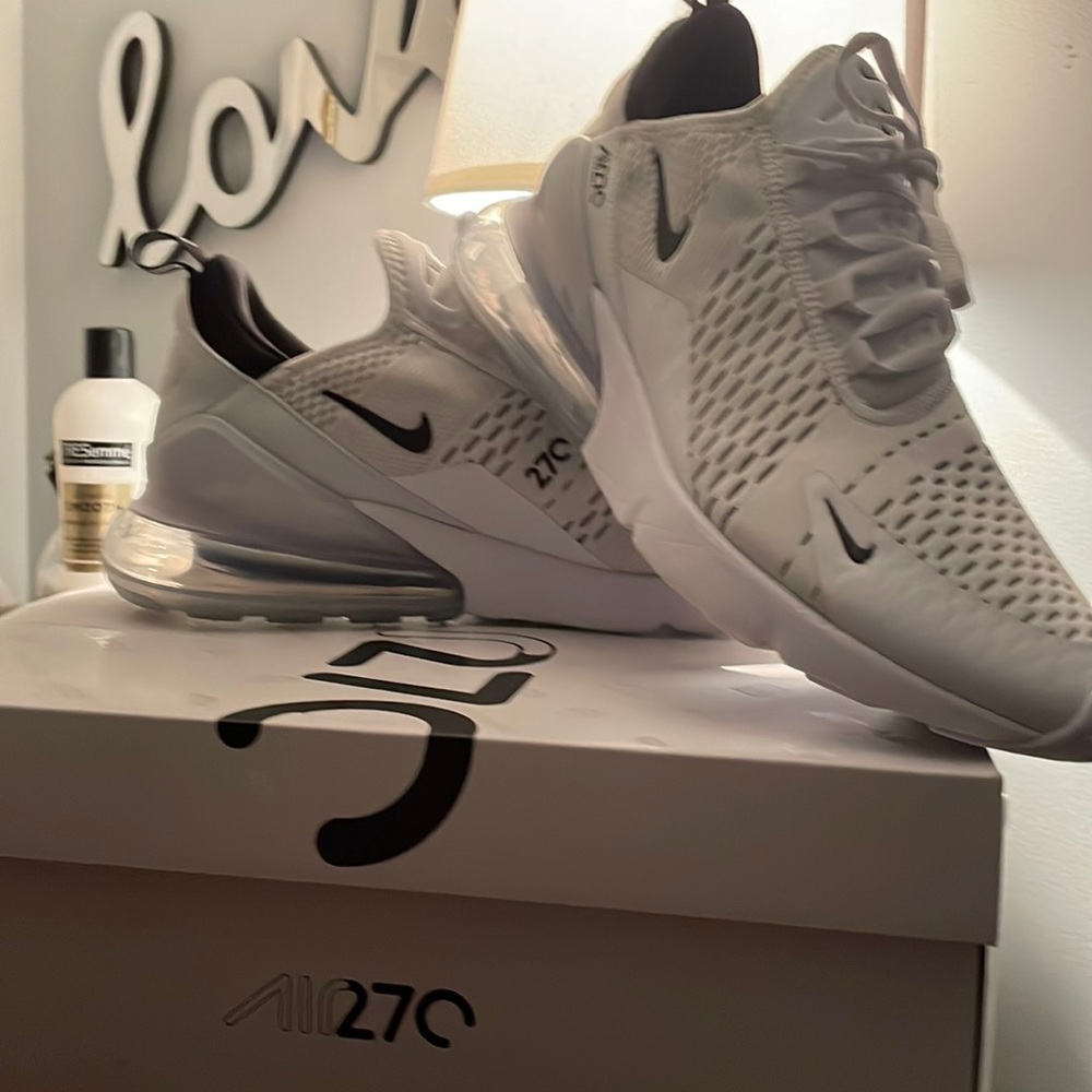 Air-270 nike